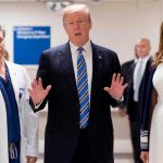 Donald Trump visitó a sobrevivientes del tiroteo en un hospital de Florida estados unidos