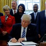 Donald Trump firma el fin del ‘apagón’ de su Gobierno