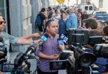 Uruguay: Manifestantes se reúnen en Embajada de Venezuela en apoyo a Maduro uruguay