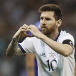 Messi y Arman salvan a Argentina de una tragedia argentina