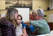 Brote de sarampión se extiende a las escuelas públicas de Nueva York brote
