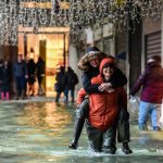 Inclemencias climáticas mantienen a Venecia bajo el agua europa