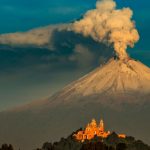 Se registra una explosión en el Popocatépet y una fumarola de 2 kilómetros mexico