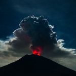 Reabren el aeropuerto de Bali tras la erupción del volcán Agung apertura