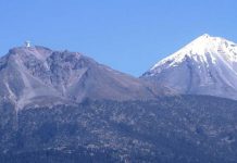 Entra en erupción el volcán Sierra Negra en Ecuador ecaudor