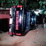 Conductor ebrio termina volcado en el Reparto Schick