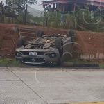 Bluefields: Cerdos en la carretera provocaron vuelco de vehículo nicaragua