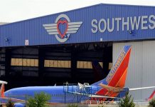 Muere el fundador de la aerolínea Southwest Airlines a los 87 años estados unidos