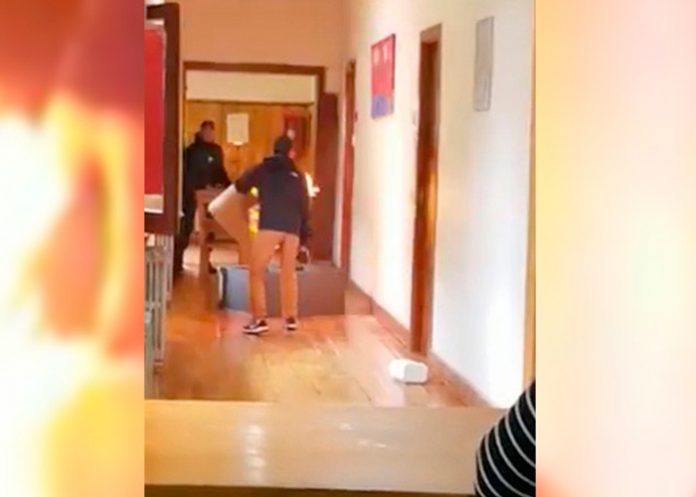 web_BGN37oX hombre prendio fuego