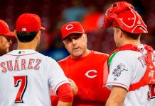 Rojos despiden al manager Bryan Price tras arranque 3-15 reds