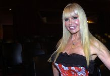 A sus 67 años, Adriana Aguirre posa como Dios la trajo al mundo argentina