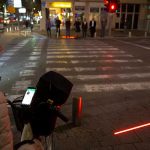 Tel Aviv instala semáforos para zombis adictos al celular israel