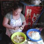 Apoyan a comerciante que perdió su tramo por incendio en Diriamba