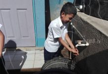 ENACAL prioriza acceso al agua en los colegios de Managua