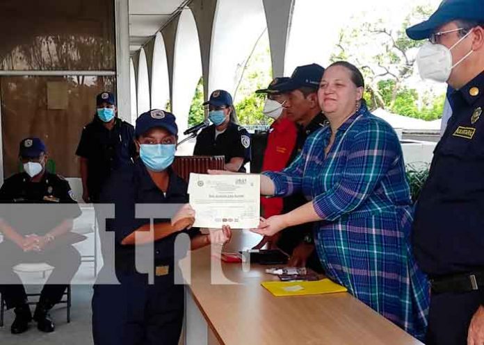 nicaragua, bomberos, graduacion, academia nacional, curso de induccion bomberil,