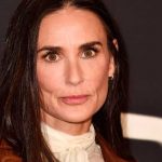 Demi Moore revela que perdió los dientes frontales por el estrés