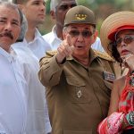 Daniel y Rosario saludan a Raúl Castro por el Año 60 de la Revolución Cubana