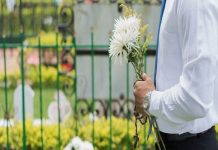 Asistieron a sus propios funerales ¿Cómo? ¡Entérate!