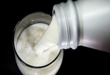 Mujer intentó envenenar a su esposo con un vaso de leche y terminó asesinando a 17 personas