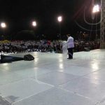 Cristianos oran por la disminución accidentes durante vigilia