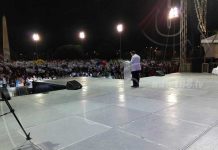 Cristianos oran por la disminución accidentes durante vigilia