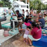 Familias de Jalapa visitan a sus deudos este 2 de noviembre