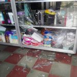 Ometepe: Sujeto quiebra vitrinas al intentar robar en tienda de ropa