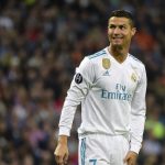 Cristiano Ronaldo intenta imitar a Ronaldinho