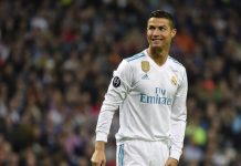 Cristiano Ronaldo intenta imitar a Ronaldinho