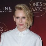 Modelo que perdió una pierna por usar tampón perderá su otra extremidad