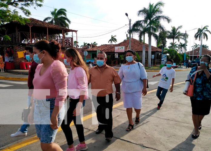 nicaragua, managua, puerto salvador allende, familias,