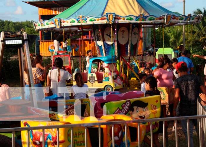 nicaragua, Bluefields, día del trabajador, palo de mayo,