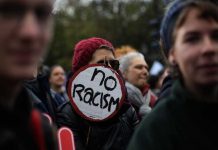 Berlín: Miles marchan en contra del odio y el racismo