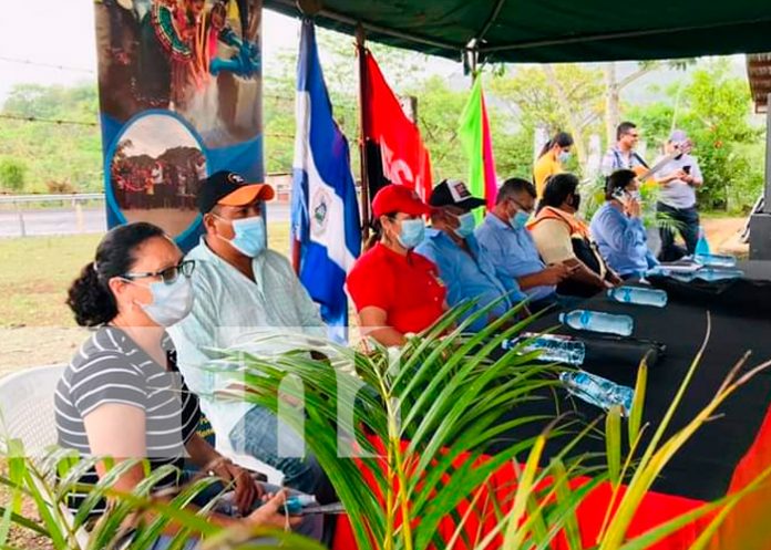 nicaragua, muy muy, Matagalpa, comunidad el chaparral, obras de agua y saneamiento,