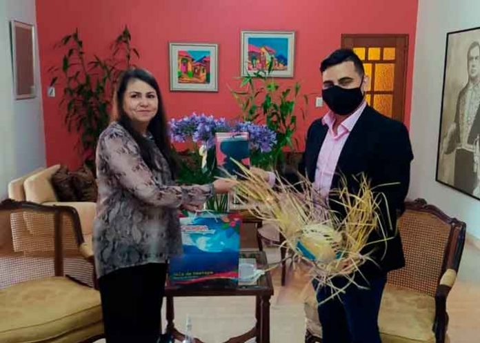 nicaragua, venezuela, viceministro, comunidades educativas, reunion