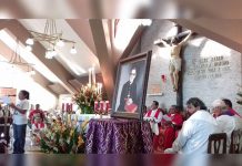 Salvadoreños piden justicia por asesinato de monseñor Romero