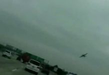 Avioneta se estrella cerca de aeropuerto en California (VIDEO)