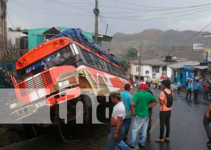 nicaragua, Boaco, pasajeros, bus, susto,