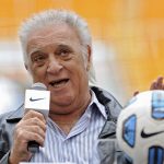 Técnico argentino Alfio Basile hospitalizado