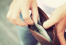 Niño devuelve billetera con 1.700 dólares en NY