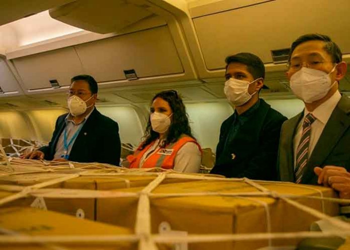 bolivia, recibimiento, dosis, vacuna china, sinopharm, gobierno,