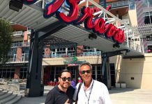 Dennis Martínez oficialmente en la oficina de los Bravos