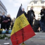 Inmigrante muere atropellado por autobús bajo el que se ocultaba en Bélgica