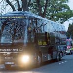 Autobús del Borussia Dortmund es alcanzado por tres explosiones