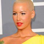 Amber Rose defiende el vello púbico y publica foto del suyo
