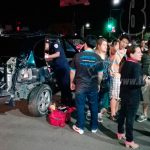 Colisión entre vehículo y un camión deja 4 jóvenes lesionadas