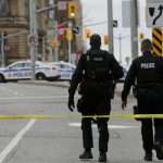 Arrestan a 5 personas desnudas tras choque en Canadá
