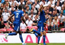 Un doblete de Alonso revive al Chelsea y hunde al Tottenham