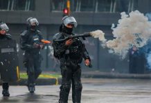 Muere joven colombiano tras represión policial en Bogotá colombia, fallecimiento, joven, protestas, represion, policias,