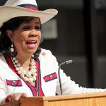 Trump se enfrenta a congresista por llamar a viuda de militar caído en Níger